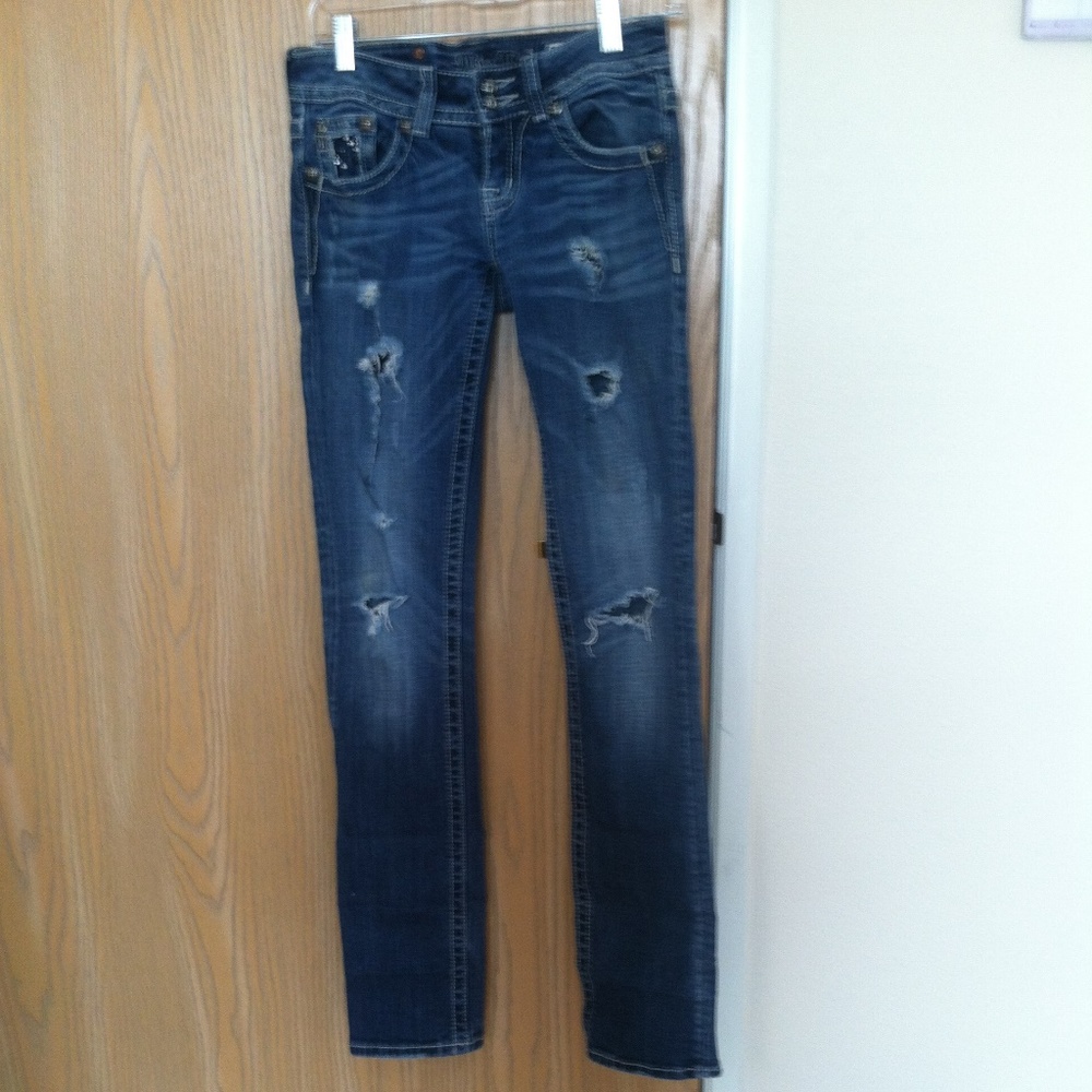 Miss Me Buckle Distressed Jeans